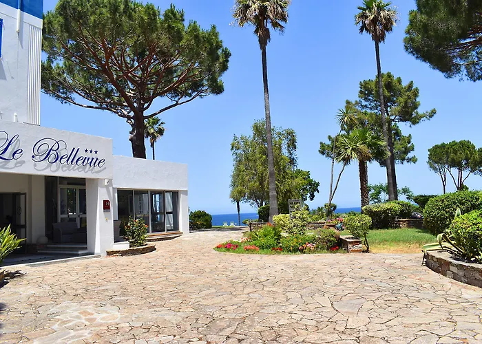Hotell Bellevue Saint-Florent (Corsica)