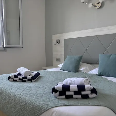 Hotel Bellevue Saint-Florent (Corsica)