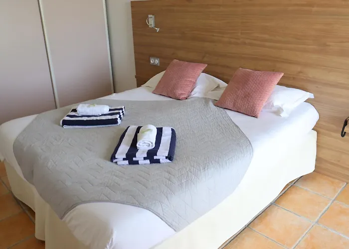 Hotell Bellevue Saint-Florent (Corsica)