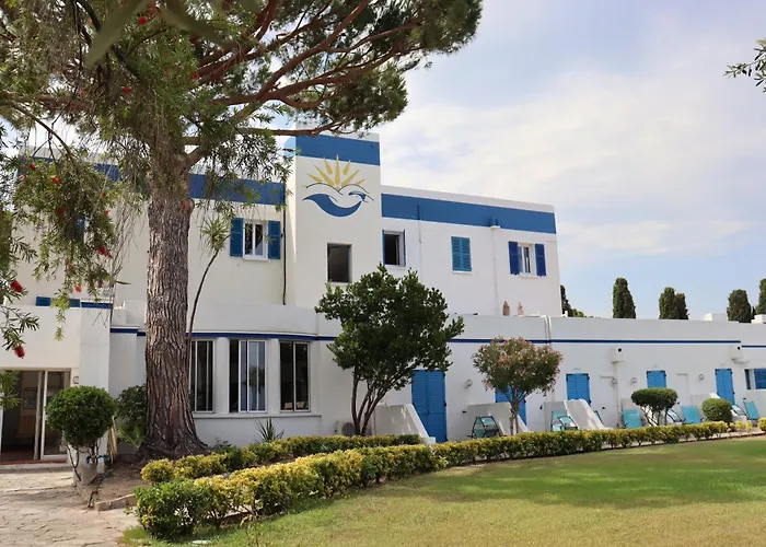 Bellevue 3* Saint-Florent (Corsica)